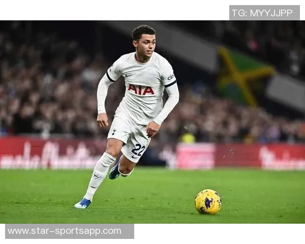 热刺新星崛起 聚焦未来足坛巨星的成长与突破 热刺新星崛起 聚焦未来足坛巨星的成长与突破